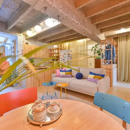 Apartment Art & Design *